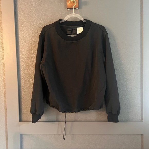 Varley Sweaters - VARLEY • Open back Weston sweatshirt - Medium